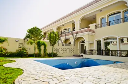 Villa - 5 Bedrooms - 6 Bathrooms for rent in Umm Al Sheif - Dubai