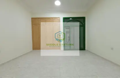 Empty Room image for: Apartment - 1 Bedroom - 1 Bathroom for rent in Al Jazeera Sports and Cultural Club - Muroor Area - Abu Dhabi, Image 1