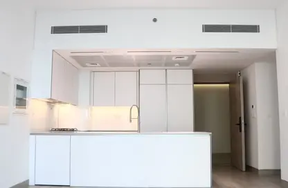 شقة - 2 غرف نوم - 3 حمامات للايجار في لوما بارك فيوز - منطقة 14 - قرية جميرا الدائرية - دبي