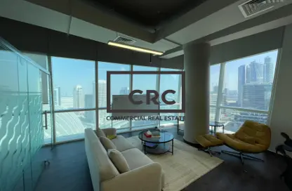 مكتب - استوديو للايجار في B2B  برج - الخليج التجاري - دبي