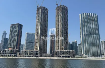Apartment - 2 Bedrooms - 2 Bathrooms for sale in Peninsula Three - Peninsula - Business Bay - Dubai