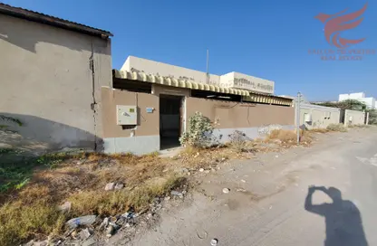 Villa - 2 Bedrooms - 1 Bathroom for rent in Al Qusaidat - Ras Al Khaimah
