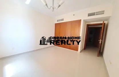 Apartment - 1 Bedroom - 1 Bathroom for rent in Zakhir Tower 1 - Zakhir Towers - Al Taawun - Sharjah