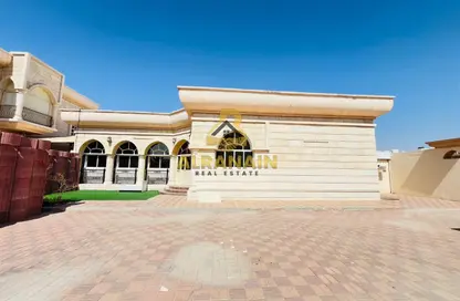 Villa - 3 Bedrooms - 6 Bathrooms for rent in Mueifia - Al Markhaniya - Al Ain