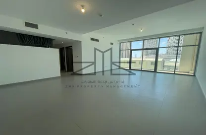Empty Room image for: Duplex - 3 Bedrooms - 4 Bathrooms for rent in C10 Tower - Najmat Abu Dhabi - Al Reem Island - Abu Dhabi, Image 1