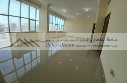 شقة - 3 غرف نوم - 4 حمامات للايجار في المناصير - أبوظبي