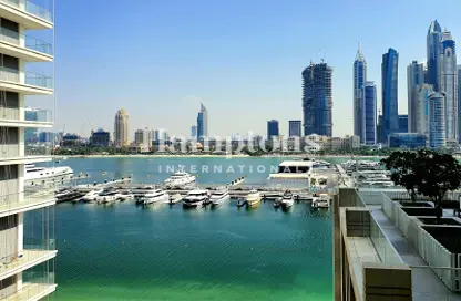 Apartment - 2 Bedrooms - 2 Bathrooms for rent in Marina Vista - EMAAR Beachfront - Dubai Harbour - Dubai