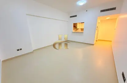 Apartment - 2 Bedrooms - 3 Bathrooms for rent in Jeewar - Jumeirah Village Circle - Dubai