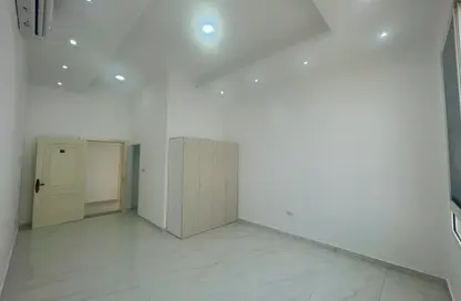 شقة - 1 حمام للايجار في مدينة الرياض - أبوظبي