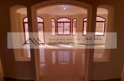 فيلا - 5 غرف نوم - 7 حمامات للايجار في الخالدية - أبوظبي