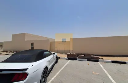 Warehouse - Studio - 1 Bathroom for rent in Al Sajaa Industrial - Al Sajaa - Sharjah