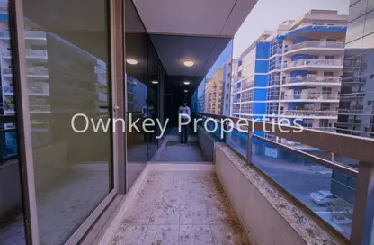 شقة - 2 غرف نوم - 2 حمامات للايجار في 8 غولدن ساندز - منخول - بر دبي - دبي شقة - 2 غرف نوم - 2 حمامات للايجار في 8 غولدن ساندز - منخول - بر دبي - دبي