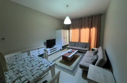 Apartment - 1 Bedroom - 2 Bathrooms for rent in Centrium Tower 3 - Centrium Towers - Dubai Production City (IMPZ) - Dubai