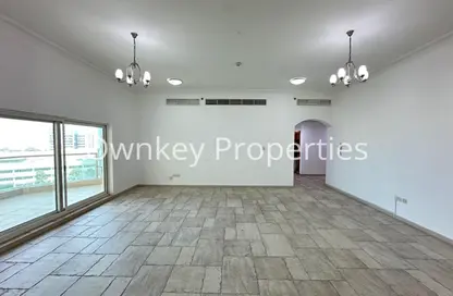 Apartment - 4 Bedrooms - 5 Bathrooms for rent in Gulf Tower A - Oud Metha - Bur Dubai - Dubai