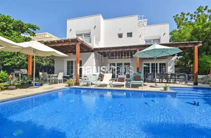 Villa - 5 Bedrooms - 6 Bathrooms for sale in Meadows 5 - Meadows - Dubai