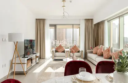 Living / Dining Room image for: Apartment - 3 Bedrooms - 4 Bathrooms for rent in Downtown Views II Tower 3 - Downtown Views II - Downtown Dubai - Dubai, Image 1