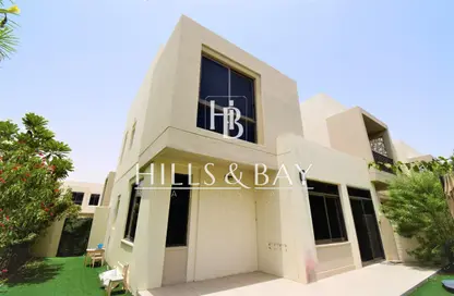 فيلا - 4 غرف نوم - 4 حمامات للبيع في حياة تاون هاوسز 1 - حياة تاون هاوس - تاون سكوير - دبي