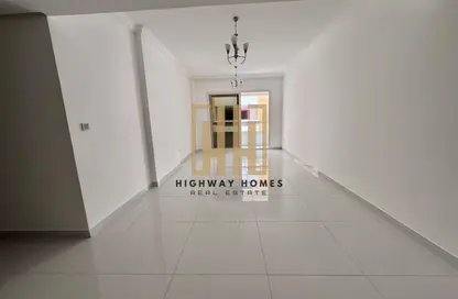 شقة - 2 غرف نوم - 3 حمامات للايجار في بناية مويليح 3 - مويلح - الشارقة