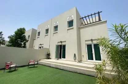 فيلا - 3 غرف نوم - 4 حمامات للايجار في قرطاج - القرية الشمالية - الفرجان - دبي