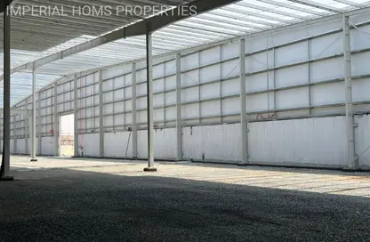 Warehouse - Studio - 1 Bathroom for rent in Umm Al Thuoob - Umm Al Quwain