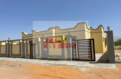 Outdoor House image for: Villa - 4 Bedrooms - 3 Bathrooms for sale in Al Kharran - Ras Al Khaimah, Image 1