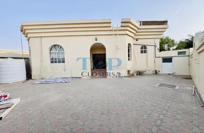 فيلا - 4 غرف نوم - 6 حمامات للايجار في جفير جديد - فلج هزاع - العين