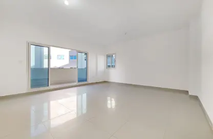 Apartment - 2 Bedrooms - 2 Bathrooms for rent in Tower 2 - Al Reef Downtown - Al Reef - Abu Dhabi