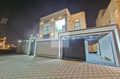 Villa - 5 Bedrooms - 7 Bathrooms for sale in Al Yasmeen 1 - Al Yasmeen - Ajman