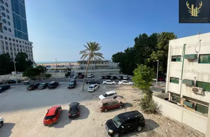 شقة - غرفة نوم - 1 حمام للايجار في مساكن كورنيش عجمان - طريق كورنيش عجمان - عجمان