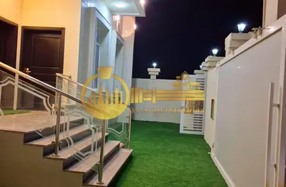 فيلا - 5 غرف نوم - 7 حمامات للبيع في الحليو 2 - الحليو - عجمان