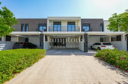 Villa - 3 Bedrooms - 4 Bathrooms for rent in Greenviews 2 - EMAAR South - Dubai South (Dubai World Central) - Dubai
