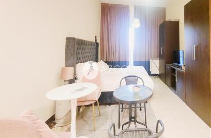 Apartment - 1 Bathroom for rent in Pantheon Boulevard - Jumeirah Village Circle - Dubai