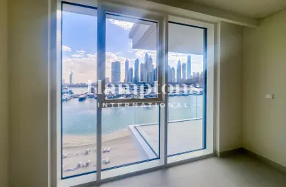 Apartment - 1 Bedroom - 2 Bathrooms for sale in Beach Mansion - EMAAR Beachfront - Dubai Harbour - Dubai