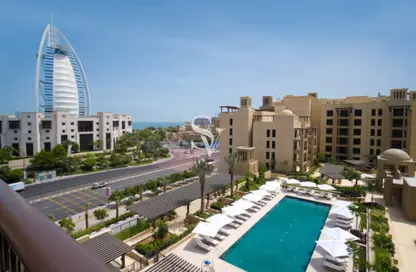 شقة - 4 غرف نوم - 5 حمامات للبيع في 1لامتارا - مدينة جميرا ليفينج - أم سقيم - دبي