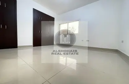 شقة - 2 غرف نوم - 3 حمامات للايجار في المناصير - أبوظبي