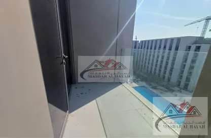 Apartment - 1 Bedroom - 2 Bathrooms for rent in Tiraz 2 - Aljada - Sharjah