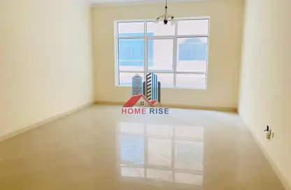 Apartment - 2 Bedrooms - 2 Bathrooms for rent in New Al Taawun Road - Al Taawun - Sharjah