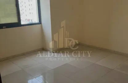 شقة - 2 غرف نوم - 1 حمام للايجار في مساكن كورنيش عجمان - طريق كورنيش عجمان - عجمان