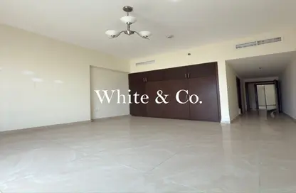 Apartment - 3 Bedrooms - 4 Bathrooms for rent in Riah Towers - Culture Village - Dubai