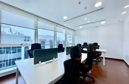 Office Space - Studio - 4 Bathrooms for rent in Hanging Garden Tower - Al Danah - Abu Dhabi Office Space - Studio - 4 Bathrooms for rent in Hanging Garden Tower - Al Danah - Abu Dhabi