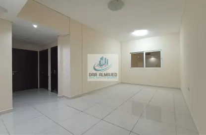 Empty Room image for: Apartment - 2 Bedrooms - 2 Bathrooms for rent in Al Nahda Complex - Al Nahda - Sharjah, Image 1