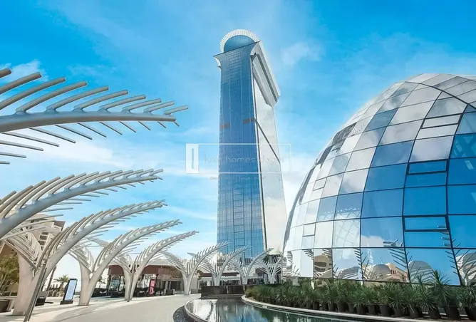 Apartment - 1 Bathroom for sale in The Palm Tower - Palm Jumeirah - Dubai
