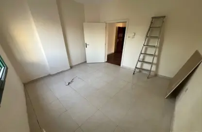 Apartment - 2 Bedrooms - 1 Bathroom for rent in Ajman Corniche Residences - Ajman Corniche Road - Ajman