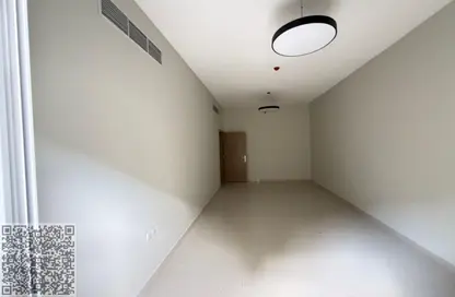 Apartment - 3 Bedrooms - 4 Bathrooms for rent in Al Jurf 2 - Al Jurf - Ajman Downtown - Ajman