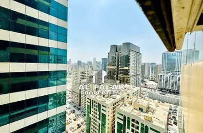 شقة - غرفة نوم - 1 حمام للايجار في شارع التعاون - التعاون - الشارقة