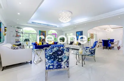 Villa - 5 Bedrooms - 6 Bathrooms for rent in The Centro - The Villa - Dubai