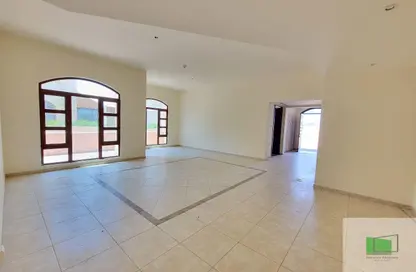 Apartment - 3 Bedrooms - 4 Bathrooms for rent in Sas Al Nakheel Village - Sas Al Nakheel - Abu Dhabi