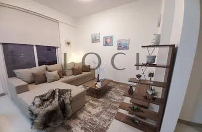 Living Room image for: Apartment - 2 Bedrooms - 2 Bathrooms for sale in Binghatti Gateway - Al Jaddaf - Dubai, Image 1