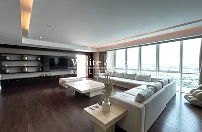 Apartment - 3 Bedrooms - 5 Bathrooms for rent in Marina Residences 2 - Marina Residences - Palm Jumeirah - Dubai