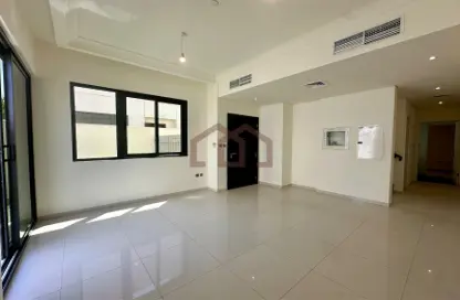 Townhouse - 3 Bedrooms - 5 Bathrooms for rent in Zinnia - The Roots DAMAC Hills 2 - Damac Hills 2 - Dubai